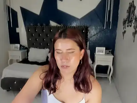 Chat XXX en directo de sara_gray__