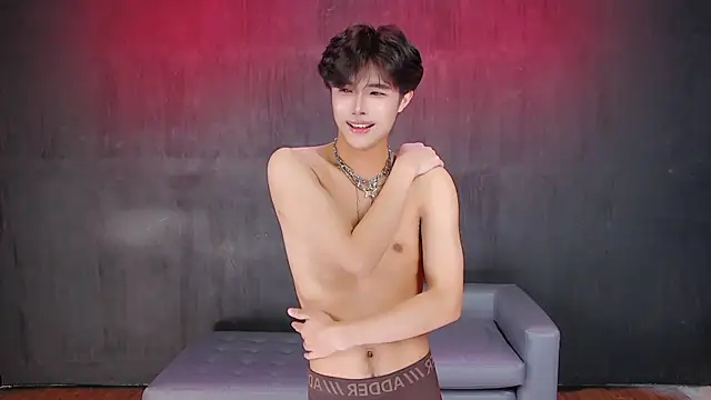 Queen-Vibe Live XXX Chat