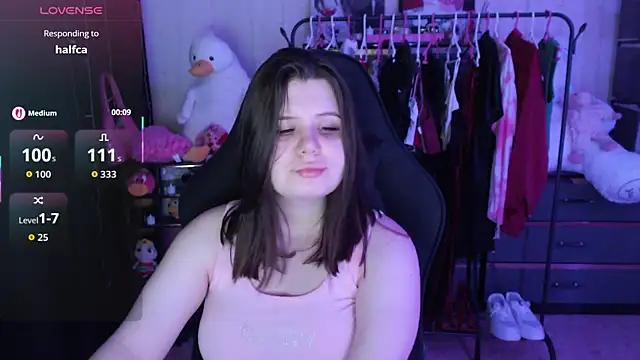 دردشة AmyVibess الجنسية المباشرة