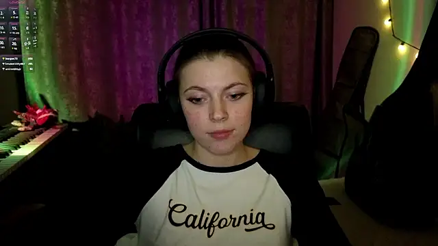 CutieAnny Adlı Modelin Web Kamerası Şovu