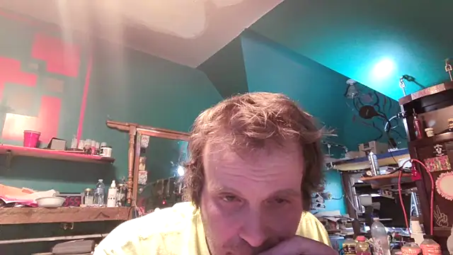 charactrzero élő XXX-chatje