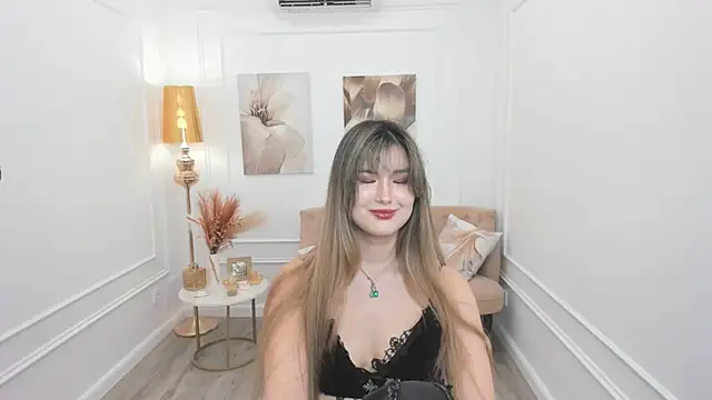 AnneTLi: онлайн-секс-чат