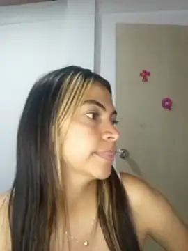 Evangeline_Bonnet's Live XXX Chat