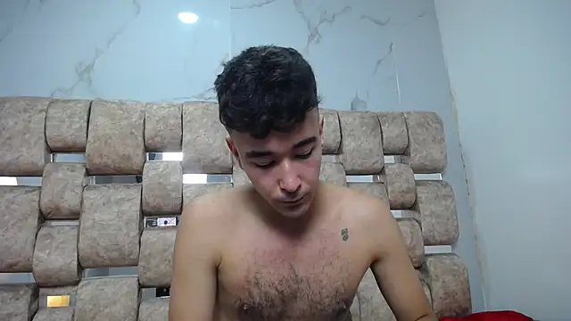 KathyAiden Adlı Modelin Web Kamerası Şovu