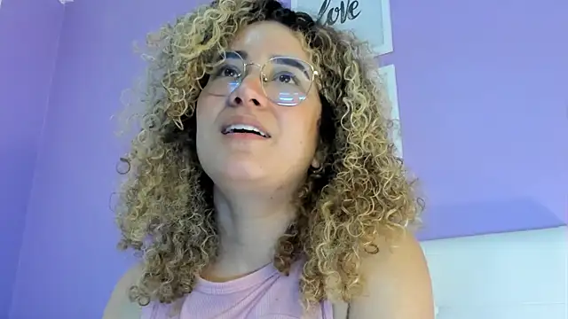 Czat XXX na żywo – Charlotte11-11