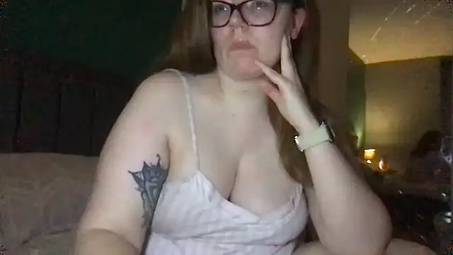 CurvyBx – webcam-show