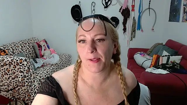 emperabigbootybigass Chat XXX live