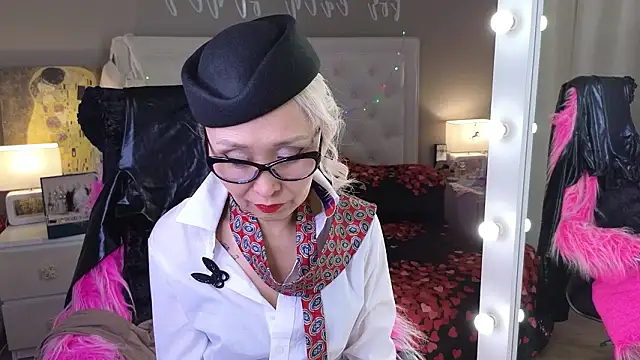 RoxalanaStar Chat XXX in diretta