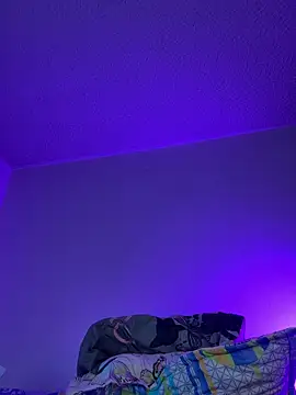 Czat XXX na żywo – aurora_divine