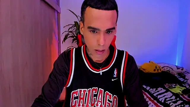 Damianwhite Show in webcam