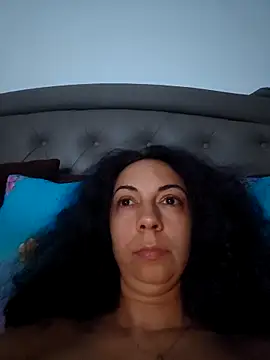 Chat XXX en directo de naughty69curls