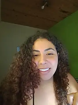 دردشة A_maddy الجنسية المباشرة