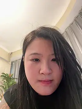 chunxiaoquqn Show in webcam