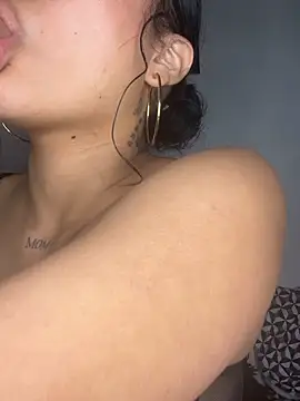 دردشة hot-valery الجنسية المباشرة