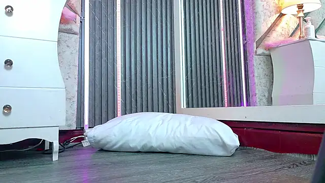 ZafiraRoseのライブXXXチャット