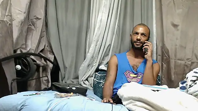 Chat +18 de Camodick ao vivo