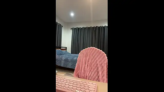 PocketElsa Chat XXX live