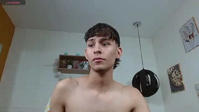 DraxBlade09 即時 XXX 聊天