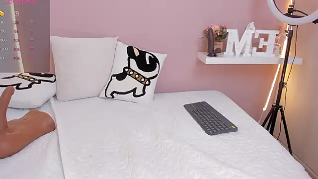 EllieMitchell 现场XXX聊天