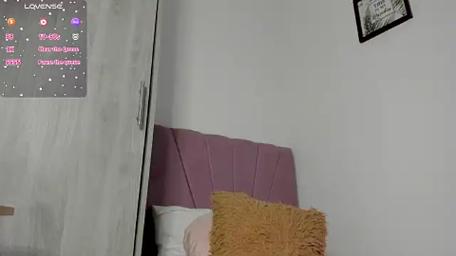 Amira_Falak élő XXX-chatje