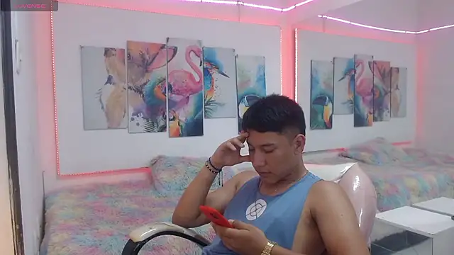 DominantBoy4 Webcam show