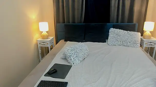 แชท XXX สดของ Alencia_