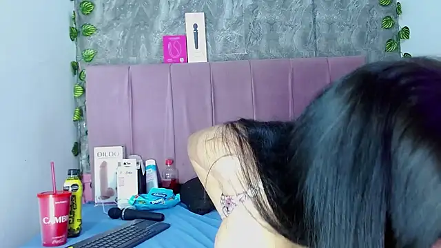 anitacorreahotcm101のライブXXXチャット