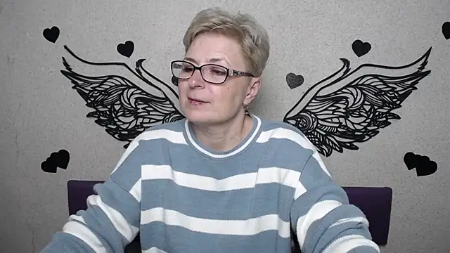 แชท XXX สดของ EmiliaGree