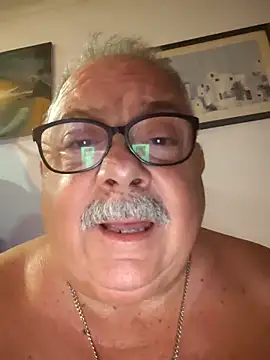 bylytom24: онлайн-секс-чат