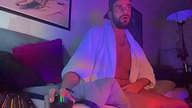 Guyst049: онлайн-секс-чат