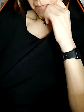 Aashikalaa Live XXX-chat