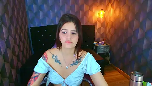 LiaHarryis Adlı Modelin Canlı XXX Sohbeti