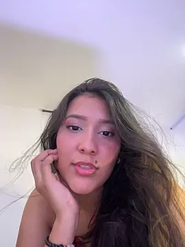 Chat XXX en directo de IsabellaJoness_