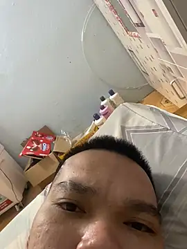 Chat +18 de messiiio18 ao vivo