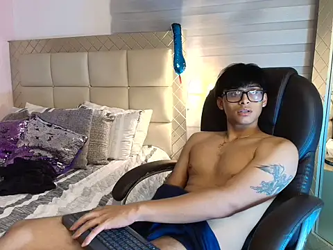 Chat +18 de mathias_oberlin ao vivo