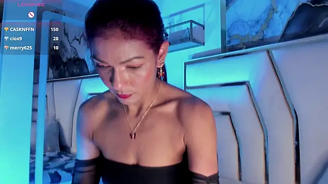 HannaPetit Adlı Modelin Canlı XXX Sohbeti