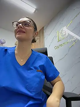 alicee16 现场XXX聊天