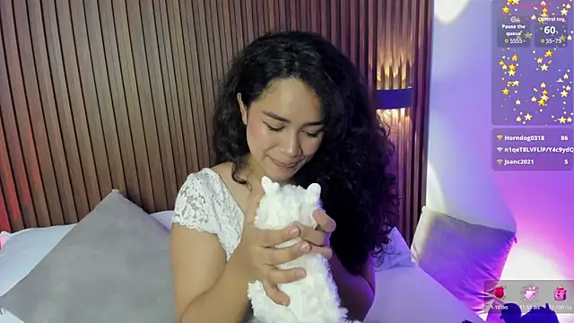 rossie_lanie_ Adlı Modelin Canlı XXX Sohbeti