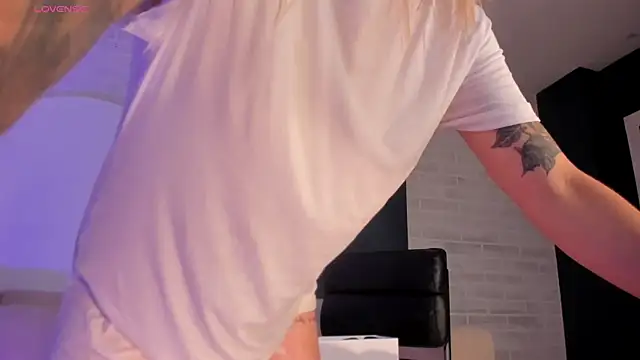 Chat XXX ao vivo de EveBensonX