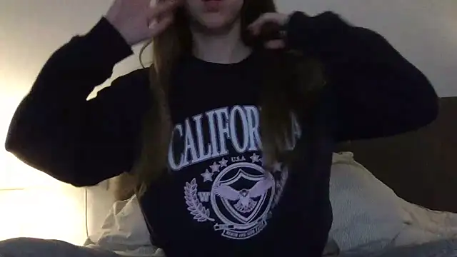 Martimartinaxx Pertunjukan Webcam