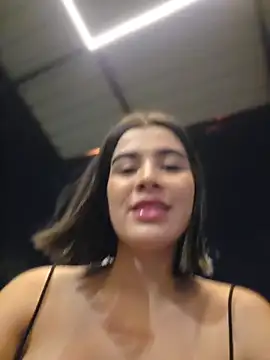 XXX chat uživo modela Sweetnahoxxx