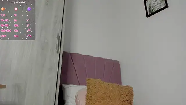 Онлайн чат XXX Amira_Falak