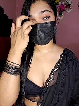 ariya-03 Chat XXX in diretta