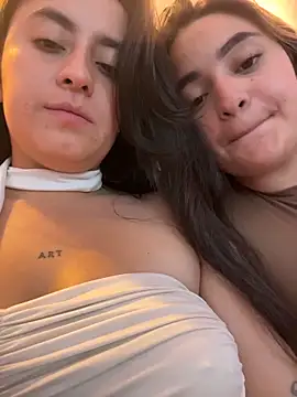 Antonella_Julieta Live XXX-chat