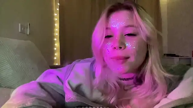 Chatroom XXX en direct de Lulu_Di