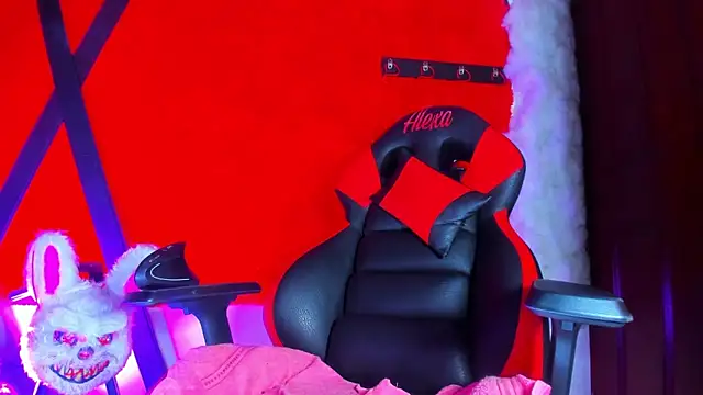 LilOwen_'s Live XXX Chat