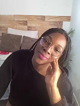 Nahomy_Tunner Chat XXX in diretta