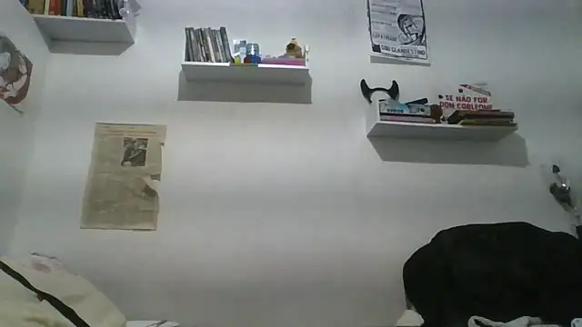 Satanatrix Chat XXX in diretta