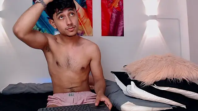 Vezzx's Live XXX Chat