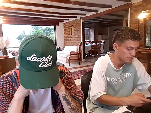 WarGoods Adlı Modelin Canlı XXX Sohbeti